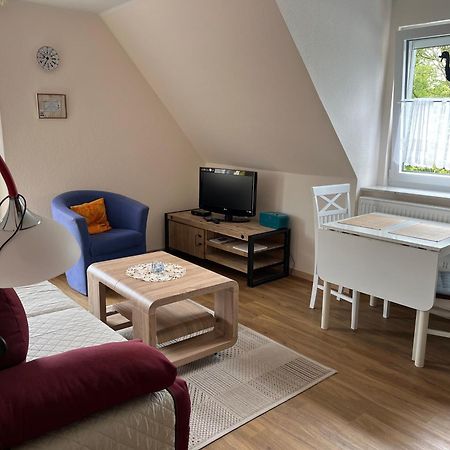 Wohnung 2 Mit Balkon- Haus Annegrete Esens Exteriér fotografie