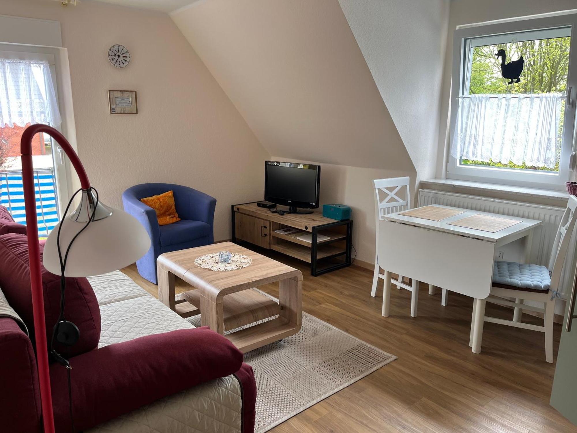Wohnung 2 Mit Balkon- Haus Annegrete Esens Exteriér fotografie