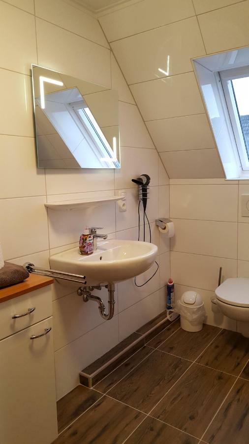 Wohnung 2 Mit Balkon- Haus Annegrete Esens Exteriér fotografie