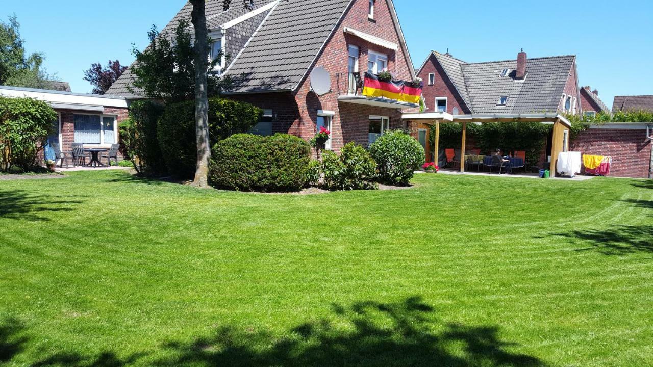 Wohnung 2 Mit Balkon- Haus Annegrete Esens Exteriér fotografie